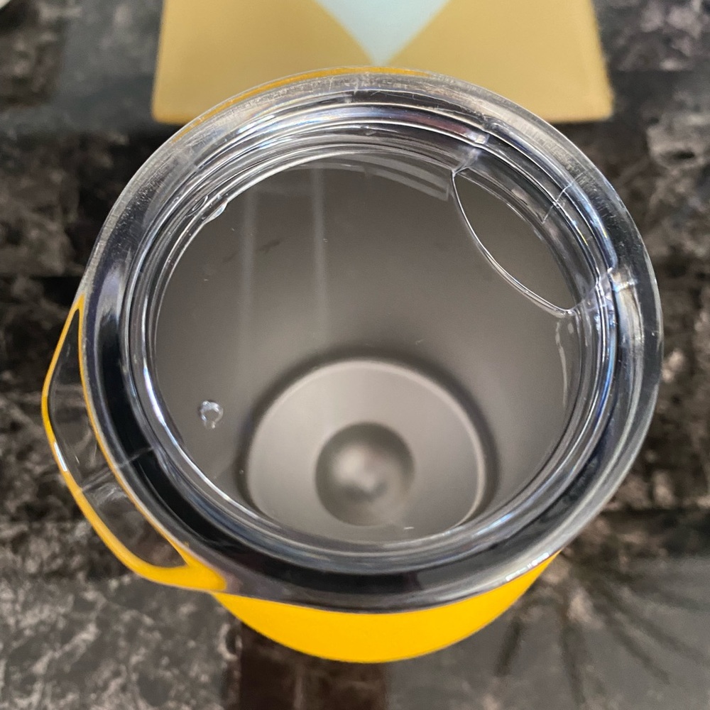Simple Modern Wine Tumbler - Picture 3 of 3